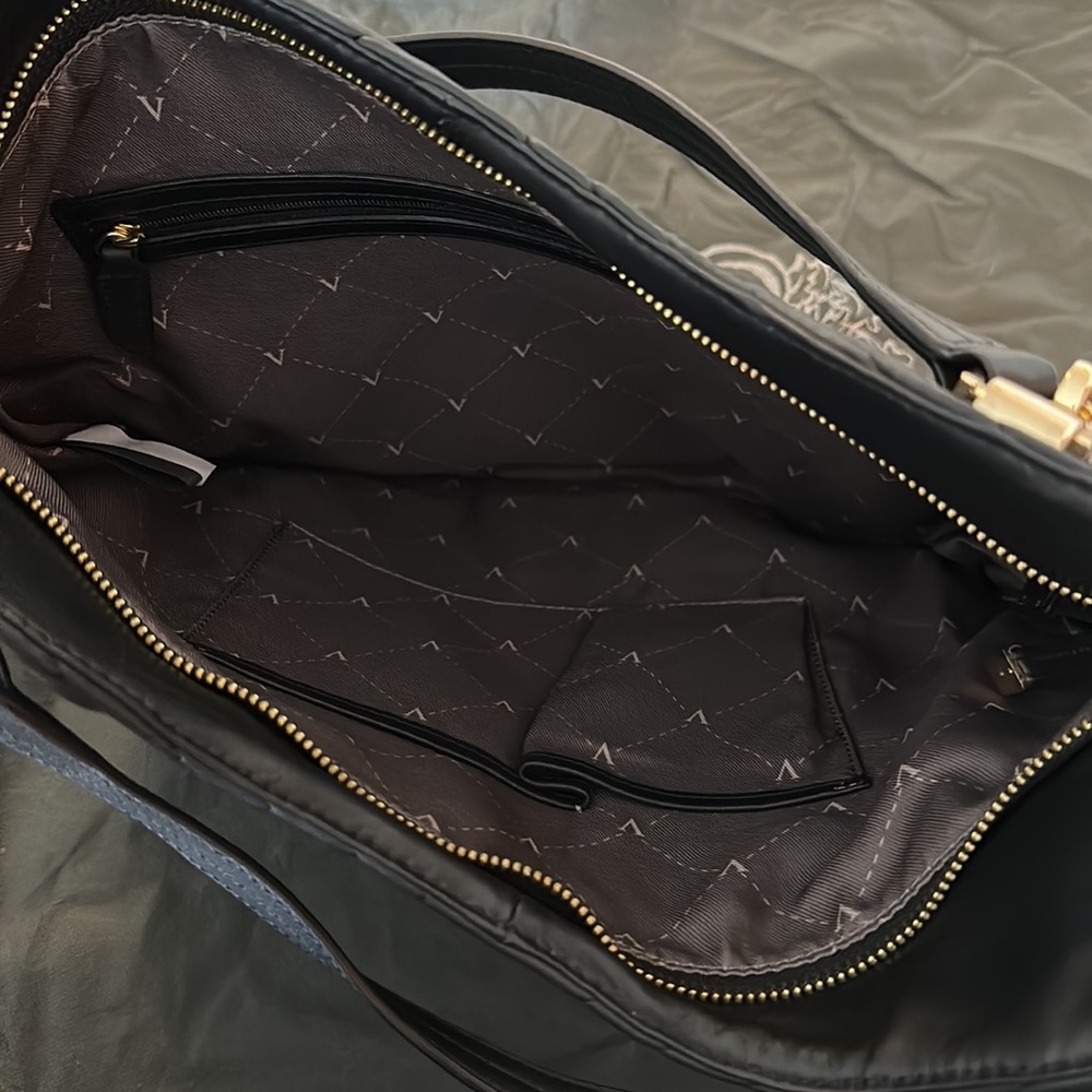 NWT Vince Camuto black tote gold zipper hardware short and long straps - Picture 5 of 6